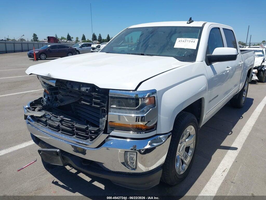 3GCUKRER5JG356318 2018 CHEVROLET SILVERADO 1500 photo no. 2