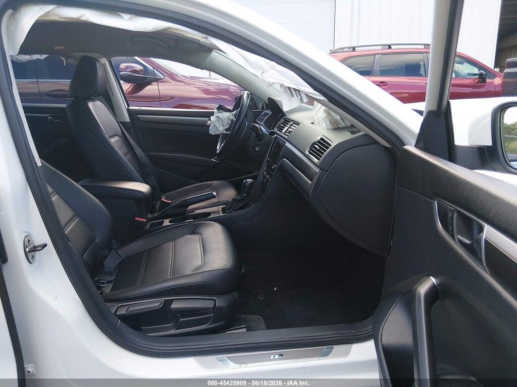 1VWDT7A32HC030697 2017 VOLKSWAGEN PASSAT photo no. 5