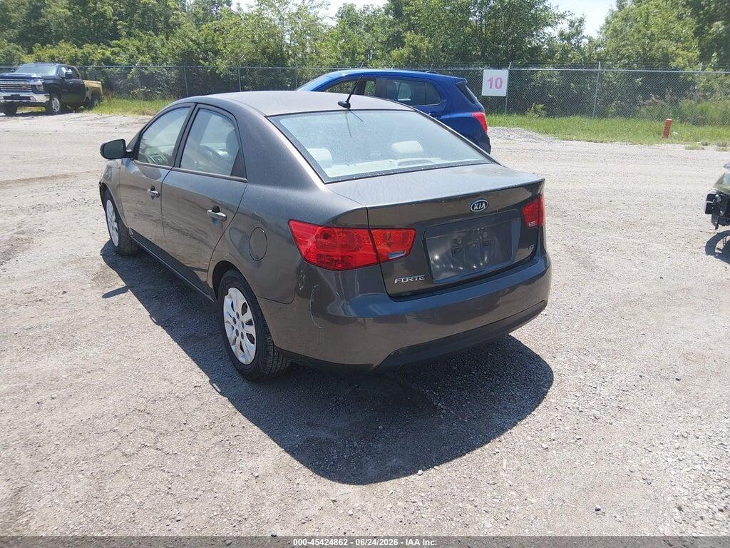 KNAFU4A22B5438205 2011 KIA FORTE photo no. 3