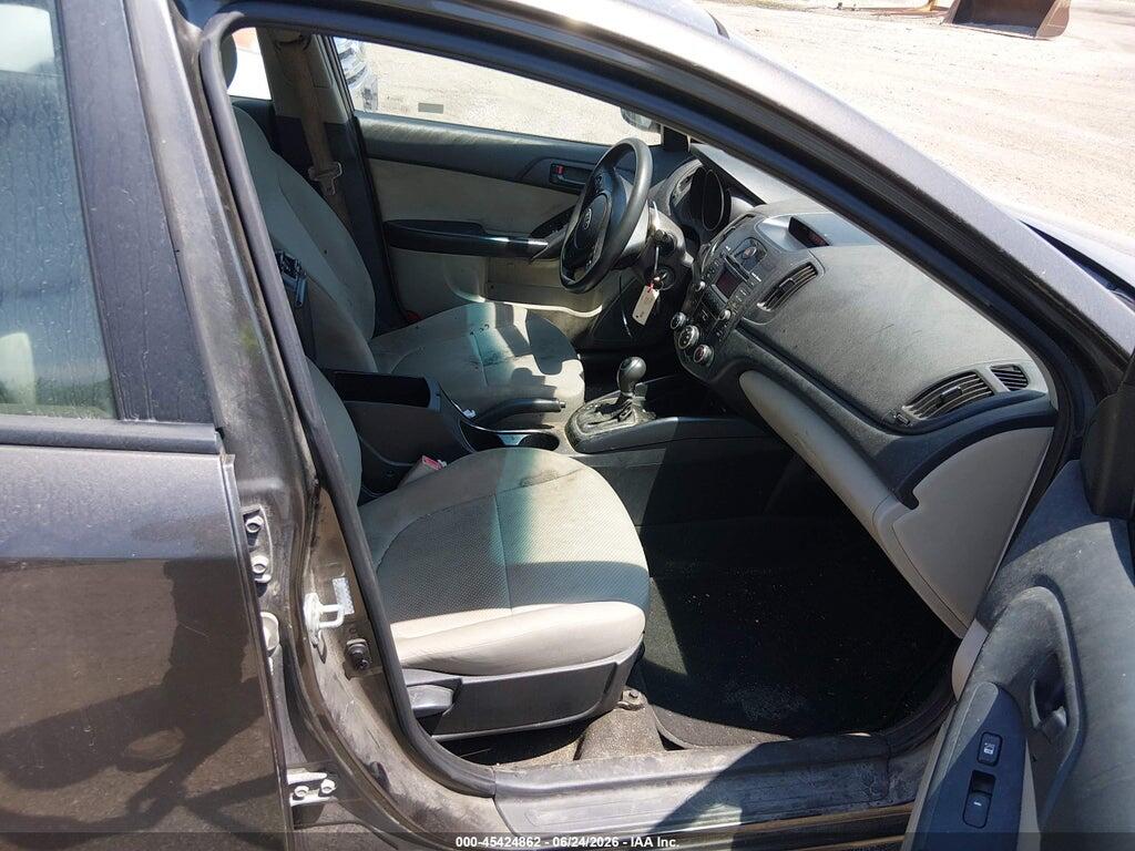 KNAFU4A22B5438205 2011 KIA FORTE photo no. 5