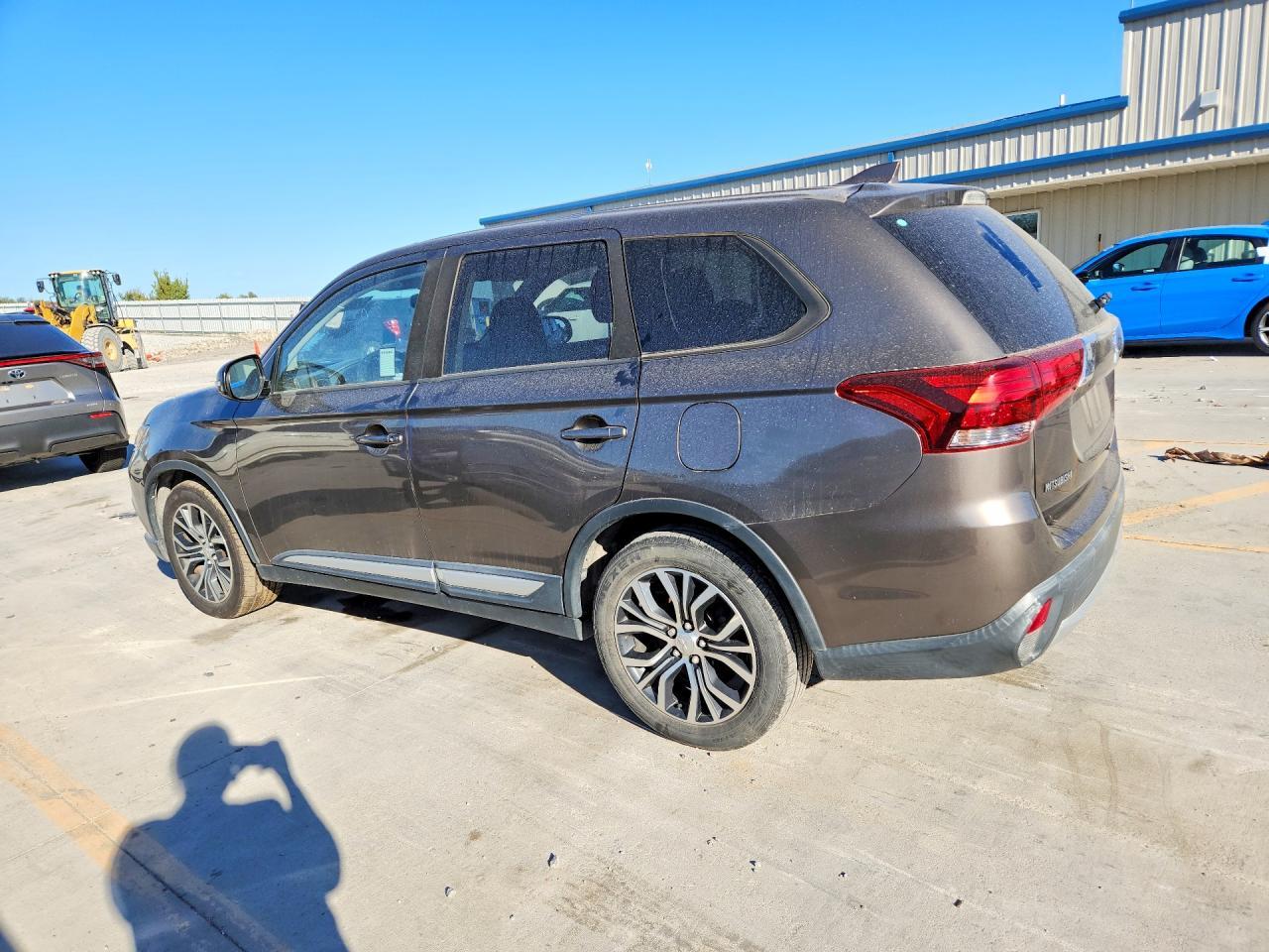 2018 MITSUBISHI OUTLANDER SE — Фото 2 из 13