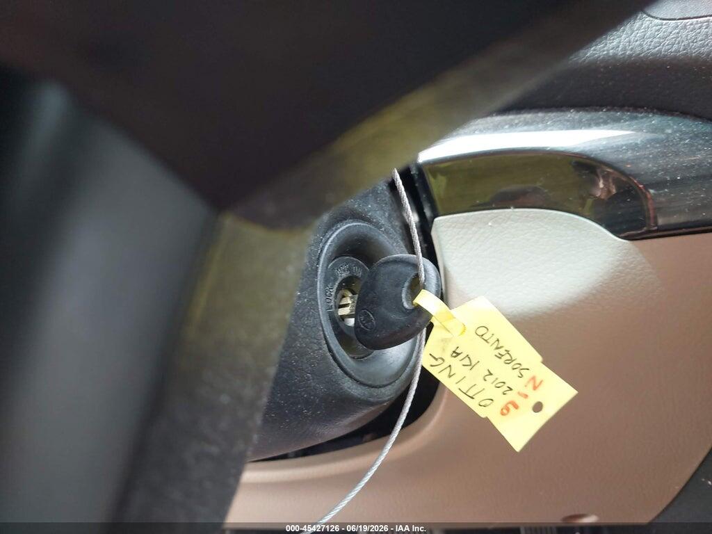 5XYKT3A67CG292216 2012 KIA SORENTO photo no. 11
