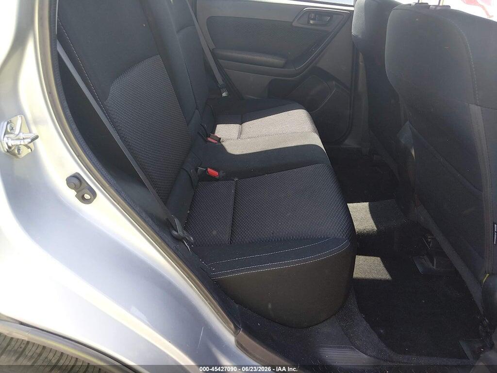 JF2SJAECXJH540958 2018 SUBARU FORESTER photo no. 8