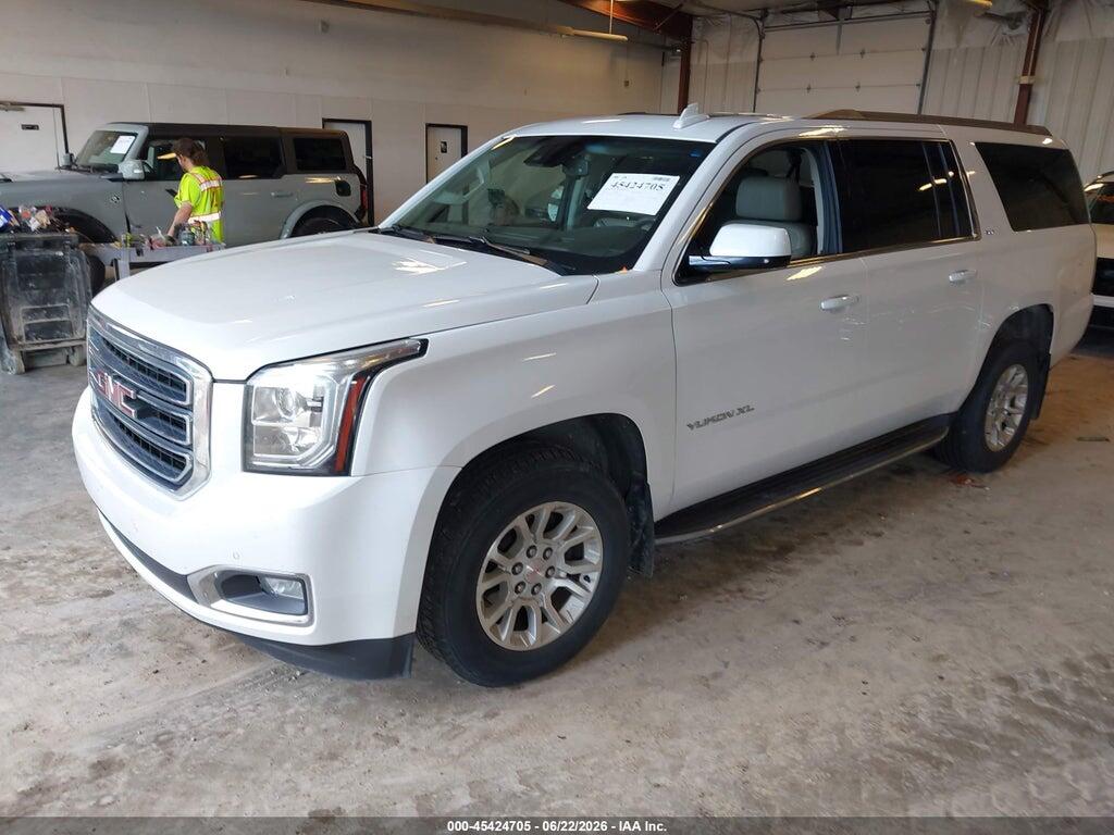 1GKS2GKC7HR396233 2017 GMC YUKON XL photo no. 2