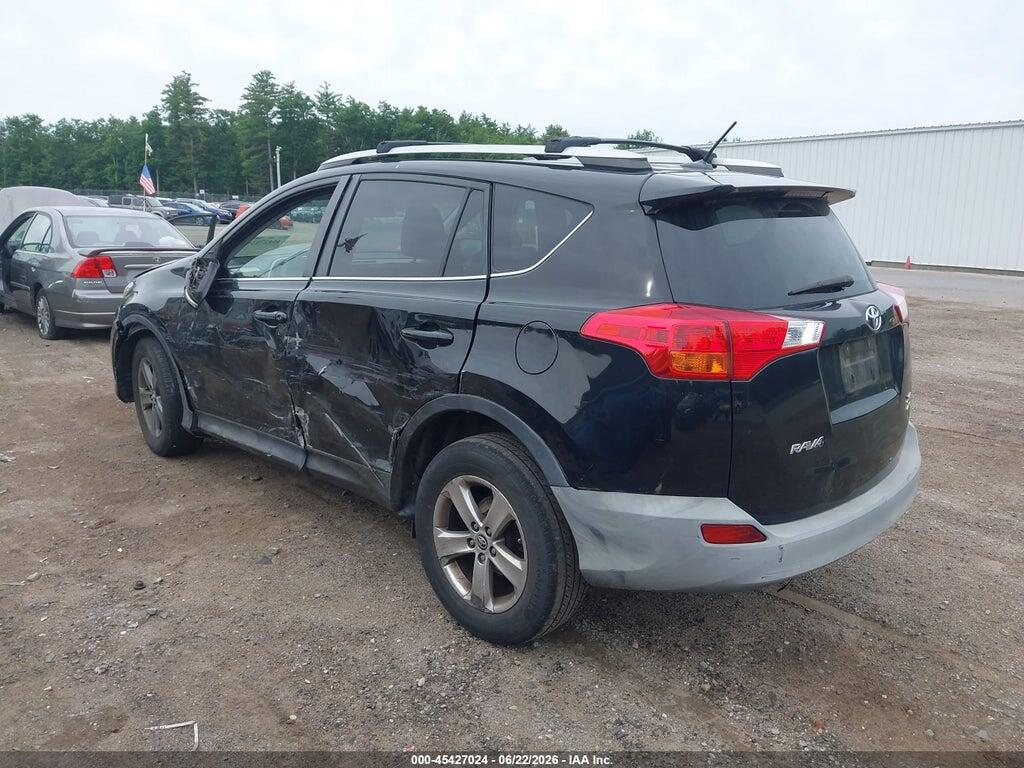 2T3RFREV6FW237157 2015 TOYOTA RAV4 photo no. 3