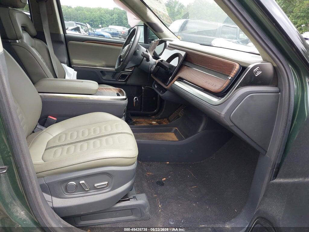 7FCTGAAA8PN020784 2023 RIVIAN R1T photo no. 5