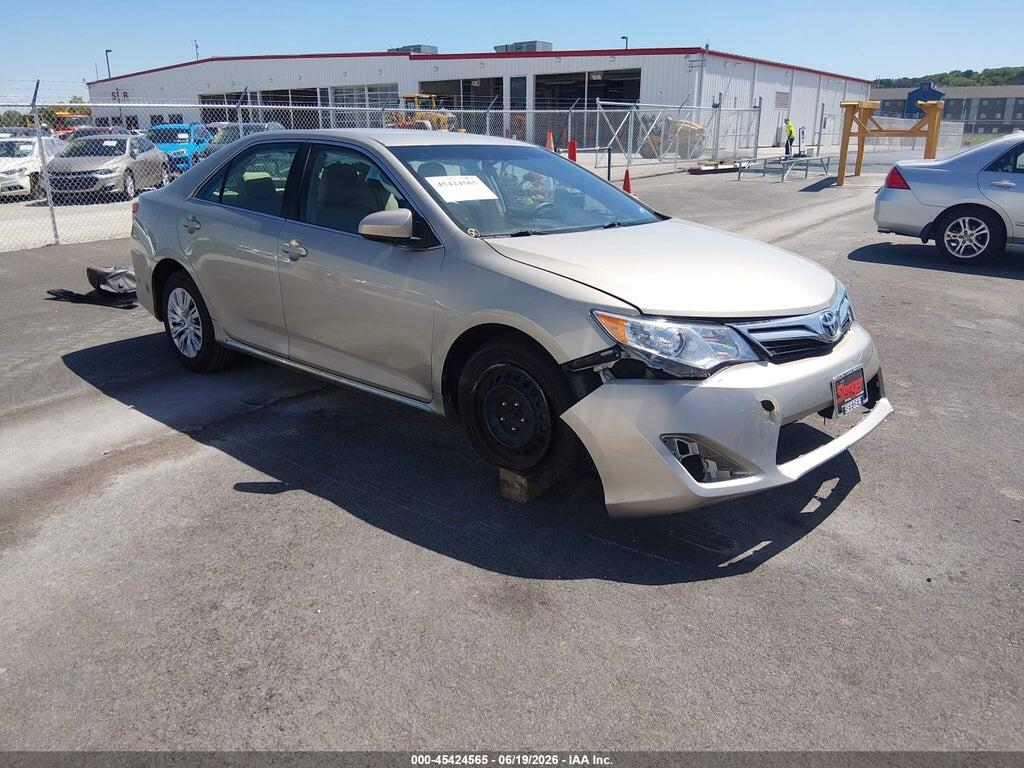 4T4BF1FKXER381301 2014 TOYOTA CAMRY photo no. 1