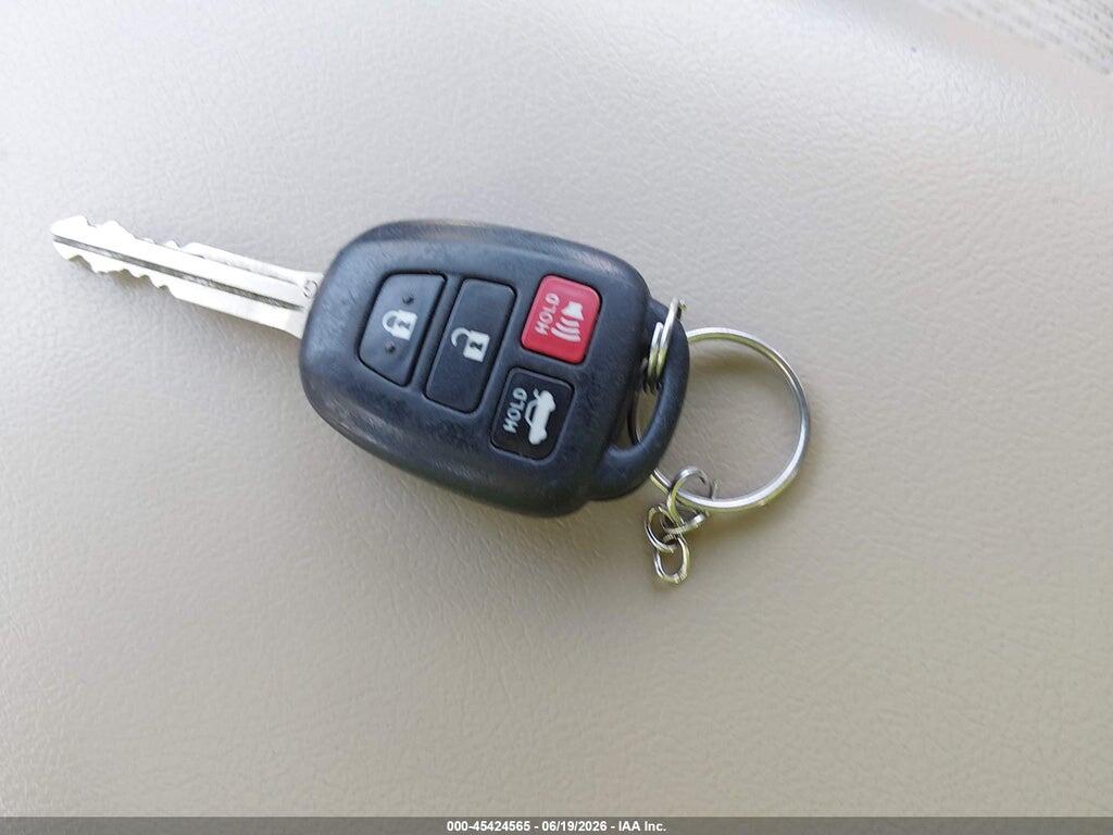 4T4BF1FKXER381301 2014 TOYOTA CAMRY photo no. 11