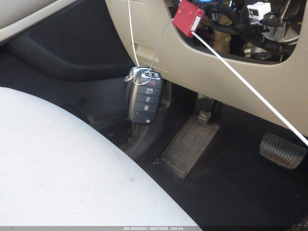 5XYPGDA54KG550374 2019 KIA SORENTO photo no. 11