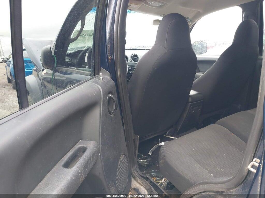 1J4GL48K24W111908 2004 JEEP LIBERTY photo no. 8
