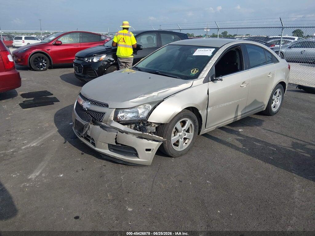 1G1PC5SB4E7426458 2014 CHEVROLET CRUZE photo no. 2