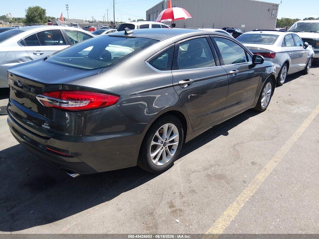 3FA6P0HDXKR187365 2019 FORD FUSION photo no. 4