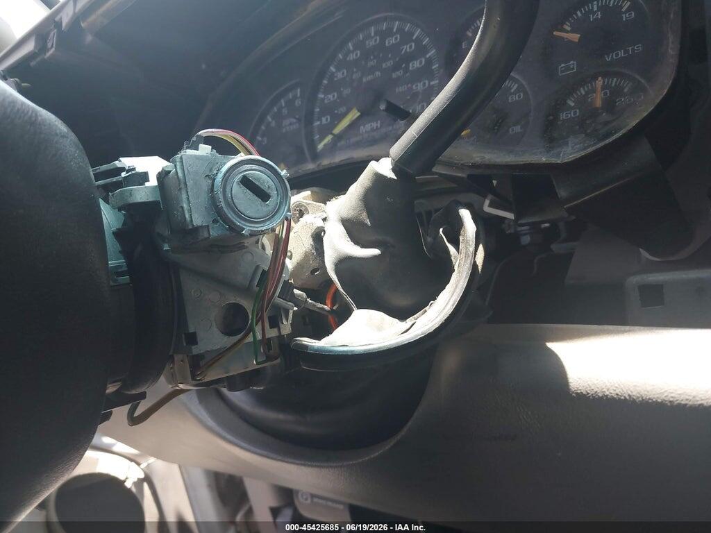 2GCEC19T7Y1265112 2000 CHEVROLET SILVERADO 1500 photo no. 6