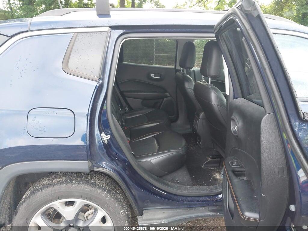 3C4NJDCB9KT620648 2019 JEEP COMPASS photo no. 8