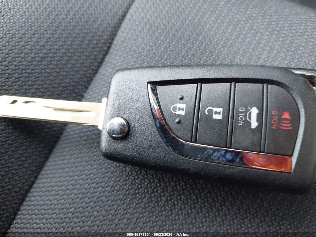 2024 TOYOTA COROLLA LE — Фото 11 из 16