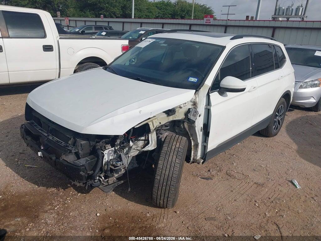 3VV3B7AX8MM070880 2021 VOLKSWAGEN TIGUAN photo no. 2