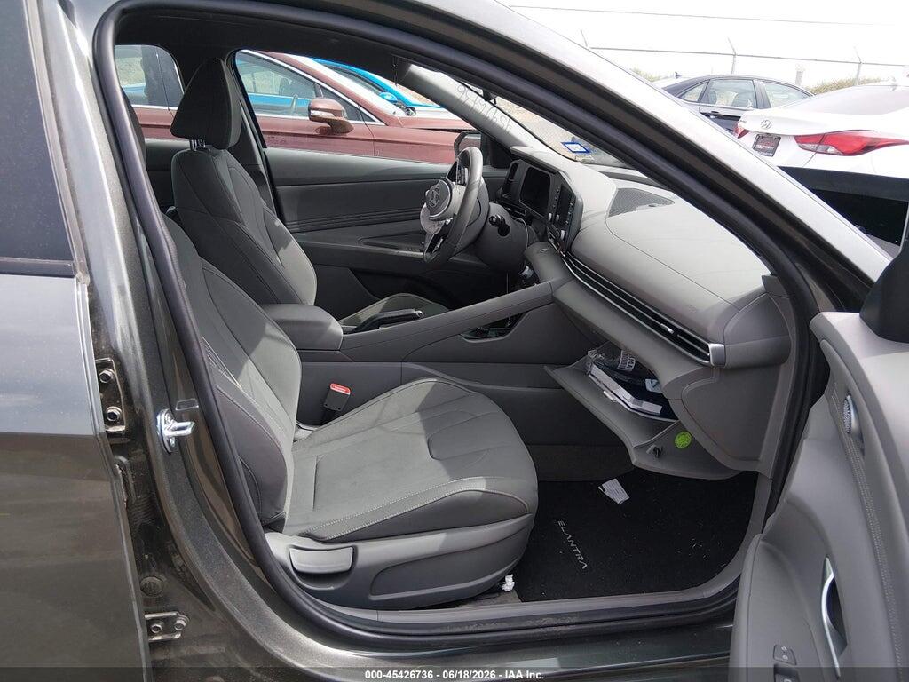 KMHLM4DG2TU100772 2026 HYUNDAI ELANTRA photo no. 5