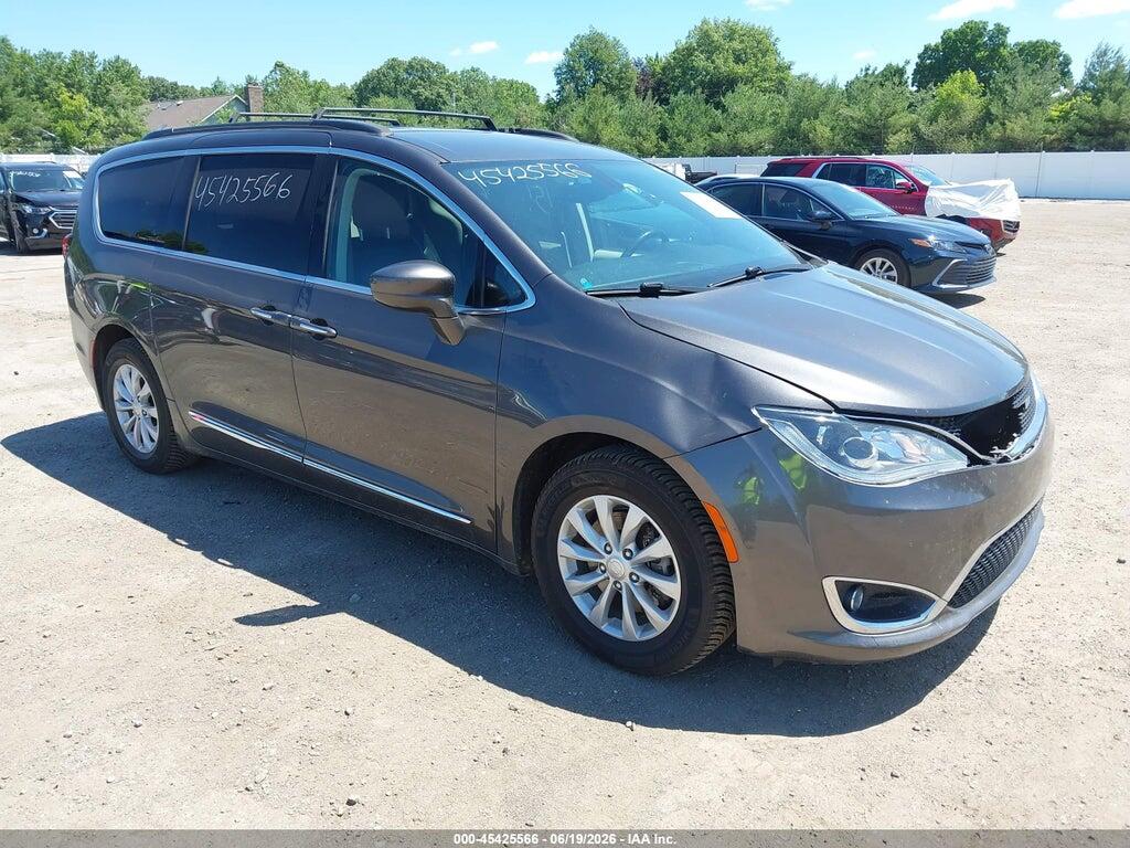 2C4RC1BG6HR788332 2017 CHRYSLER PACIFICA photo no. 1