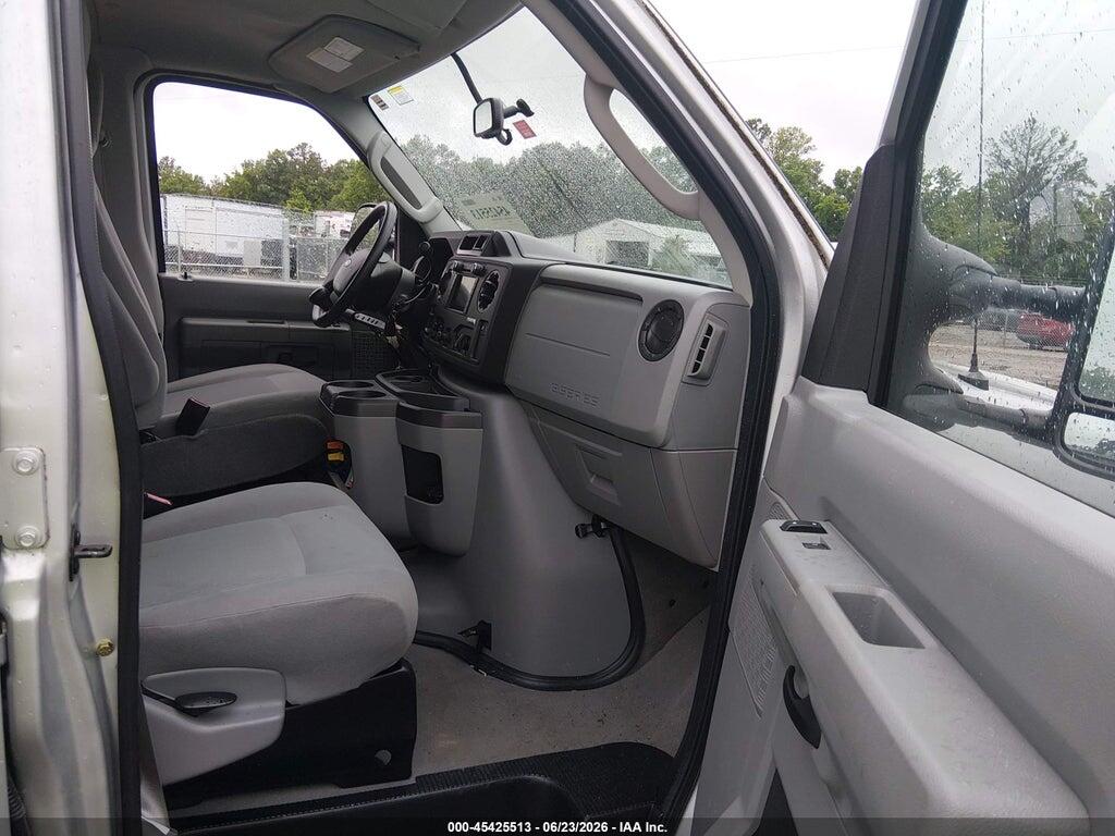 1FMNE1BLXCDA37327 2012 FORD E-150 photo no. 5
