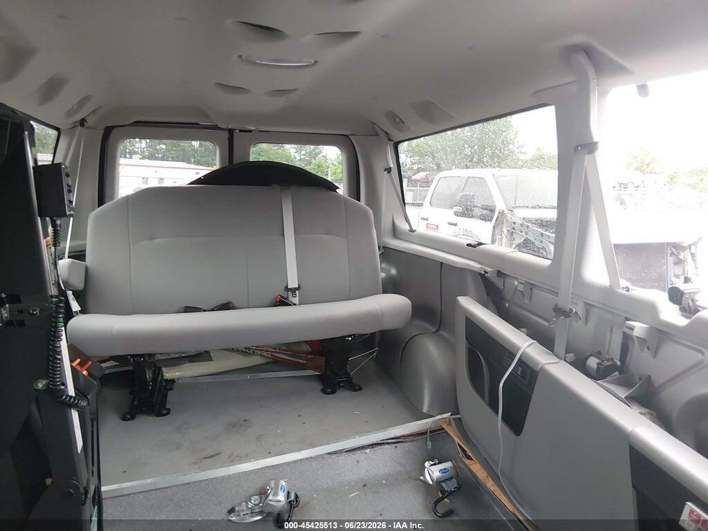 1FMNE1BLXCDA37327 2012 FORD E-150 photo no. 8