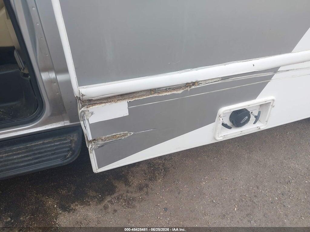 1FDWE3F62KDC62781 2019 FORD E-350 CUTAWAY photo no. 6