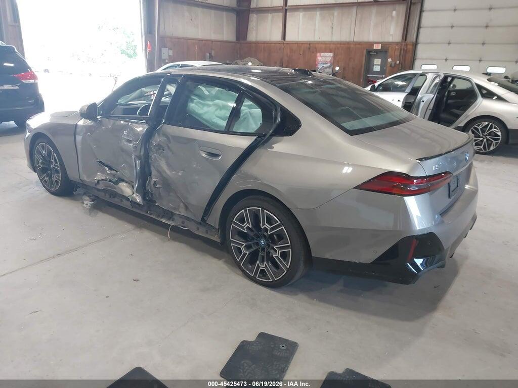 WBY33FK04RCP97271 2024 BMW I5 photo no. 3