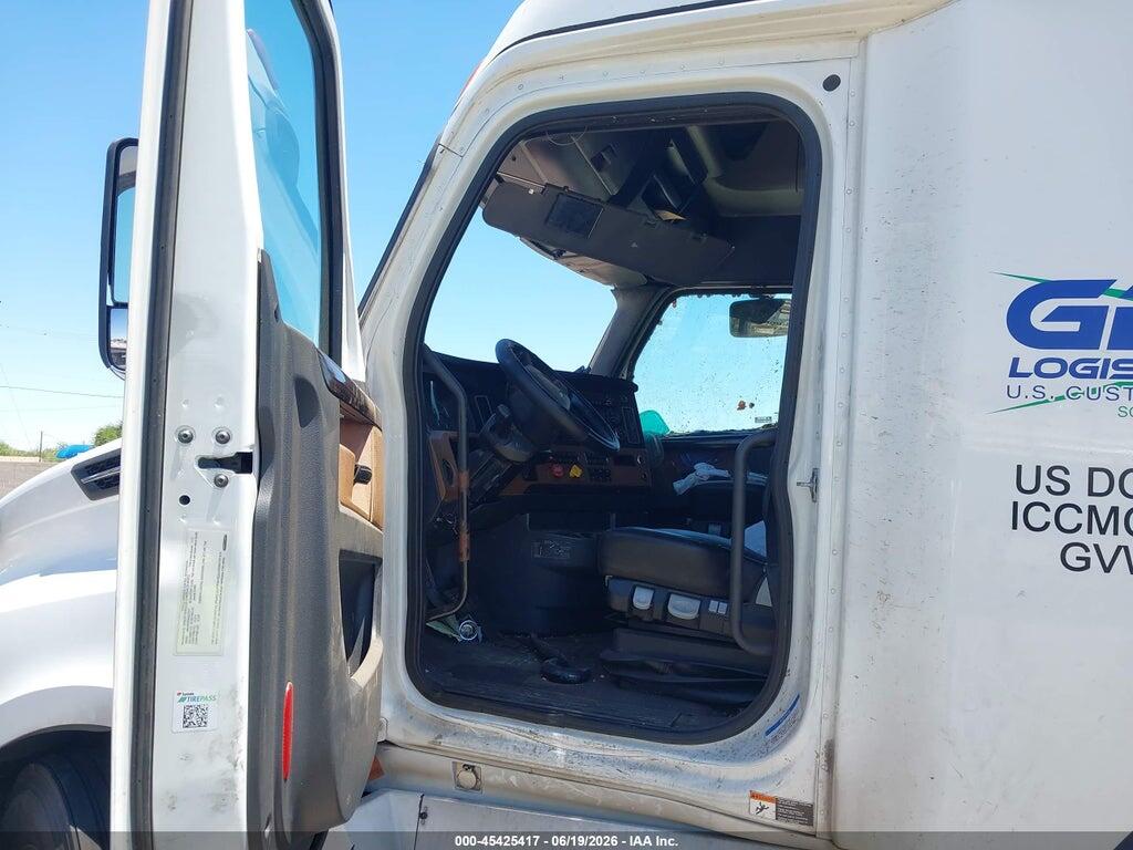 3AKJHHDR9JSJZ7977 2018 FREIGHTLINER NEW CASCADIA 126 photo no. 7