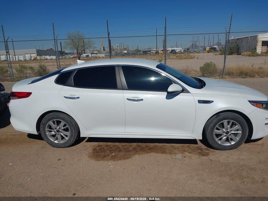 5XXGT4L32JG238290 2018 KIA OPTIMA photo no. 12