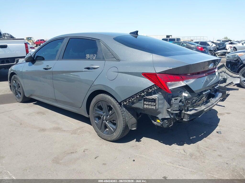 KMHLM4AJ3PU074172 2023 HYUNDAI ELANTRA HYBRID photo no. 3