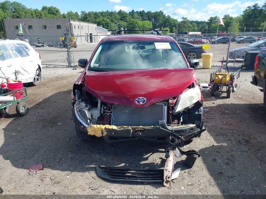 5TDKA3DC8CS015150 2012 TOYOTA SIENNA photo no. 12