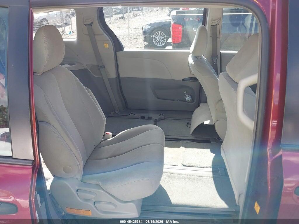 5TDKA3DC8CS015150 2012 TOYOTA SIENNA photo no. 8