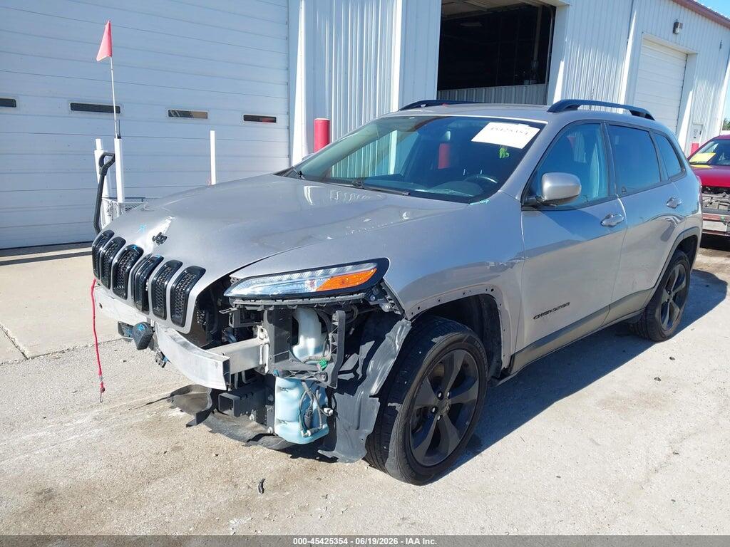 1C4PJLCB4JD540066 2018 JEEP CHEROKEE photo no. 2