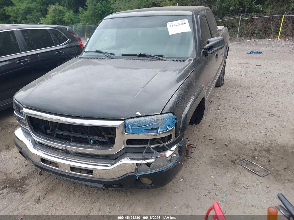 1GTHK29U45E152520 2005 GMC SIERRA 2500HD photo no. 2