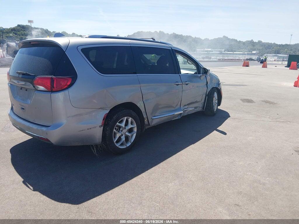 2C4RC1BG4LR113734 2020 CHRYSLER PACIFICA photo no. 4