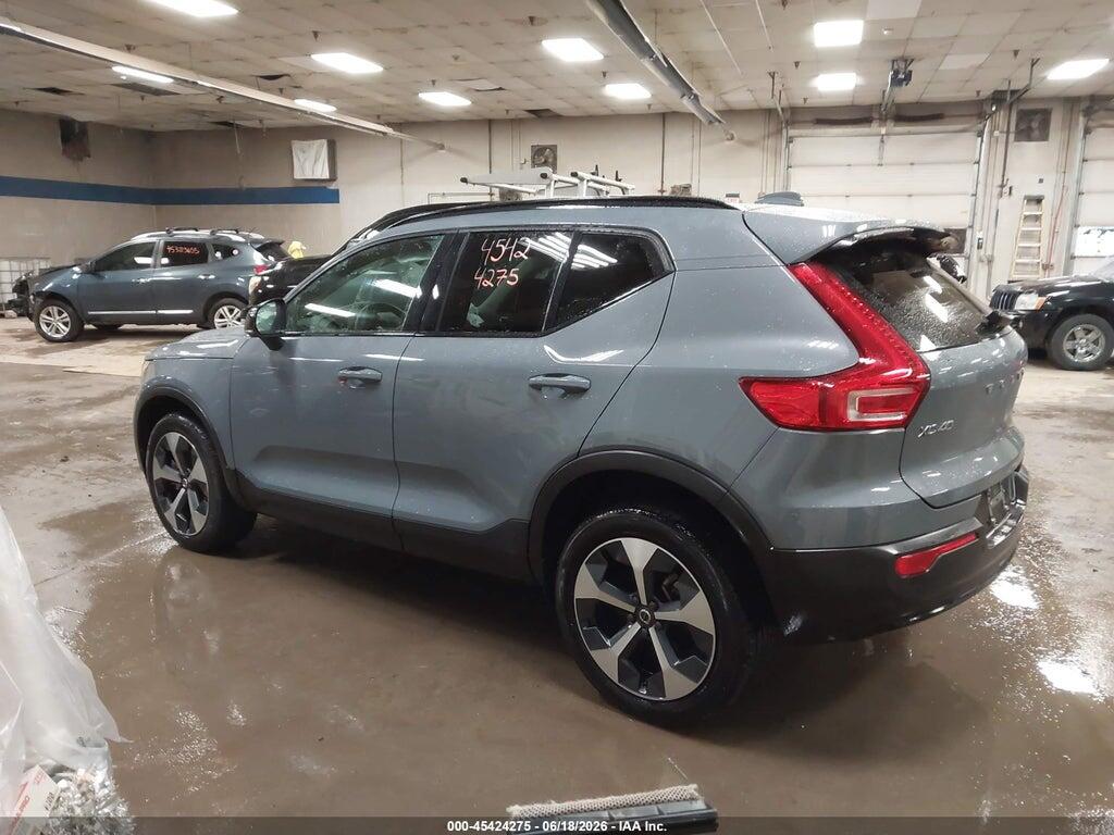 YV4L12UW8P2943219 2023 VOLVO XC40 photo no. 3