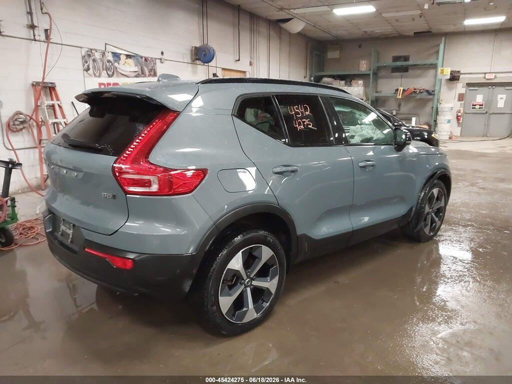 YV4L12UW8P2943219 2023 VOLVO XC40 photo no. 4