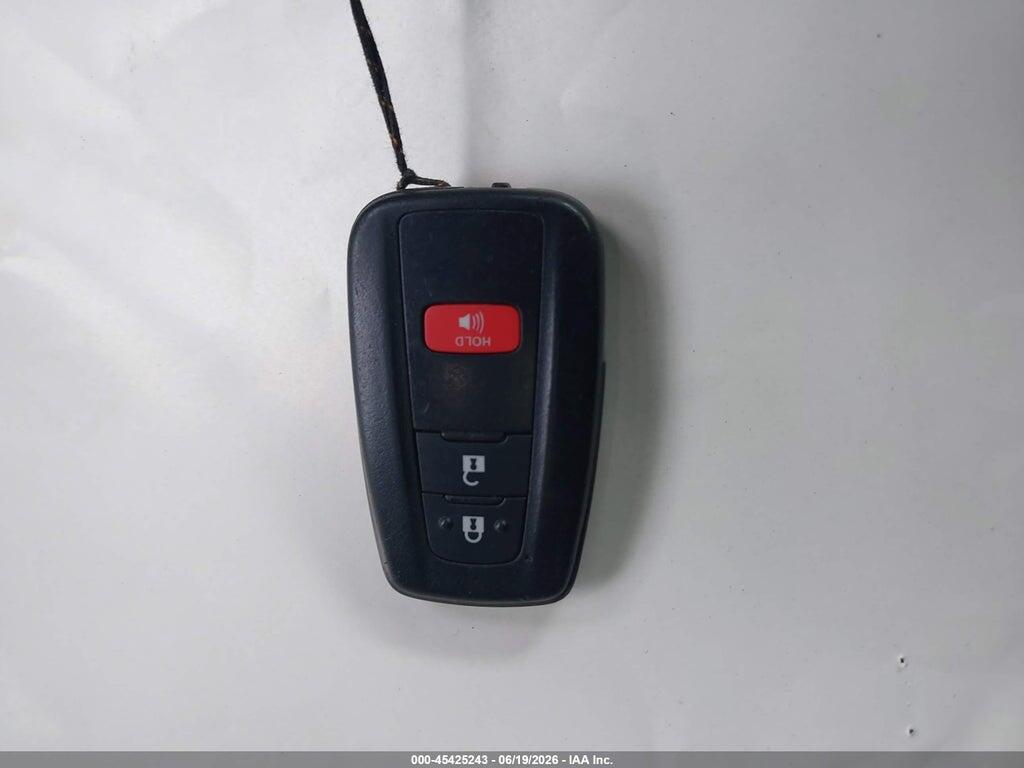 NMTKHMBX7JR025087 2018 TOYOTA C-HR photo no. 11
