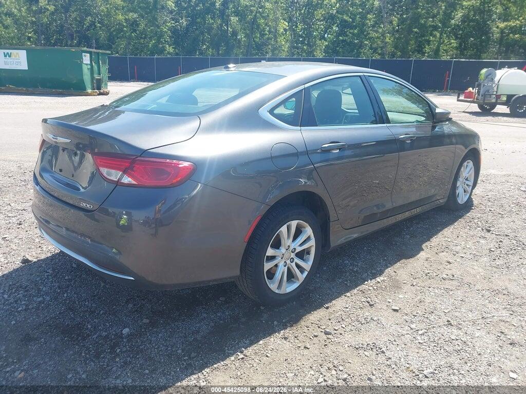 1C3CCCAB1FN532167 2015 CHRYSLER 200 photo no. 4