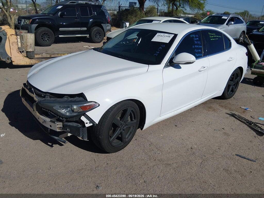ZARFAEBN6H7553869 2017 ALFA ROMEO GIULIA photo no. 2