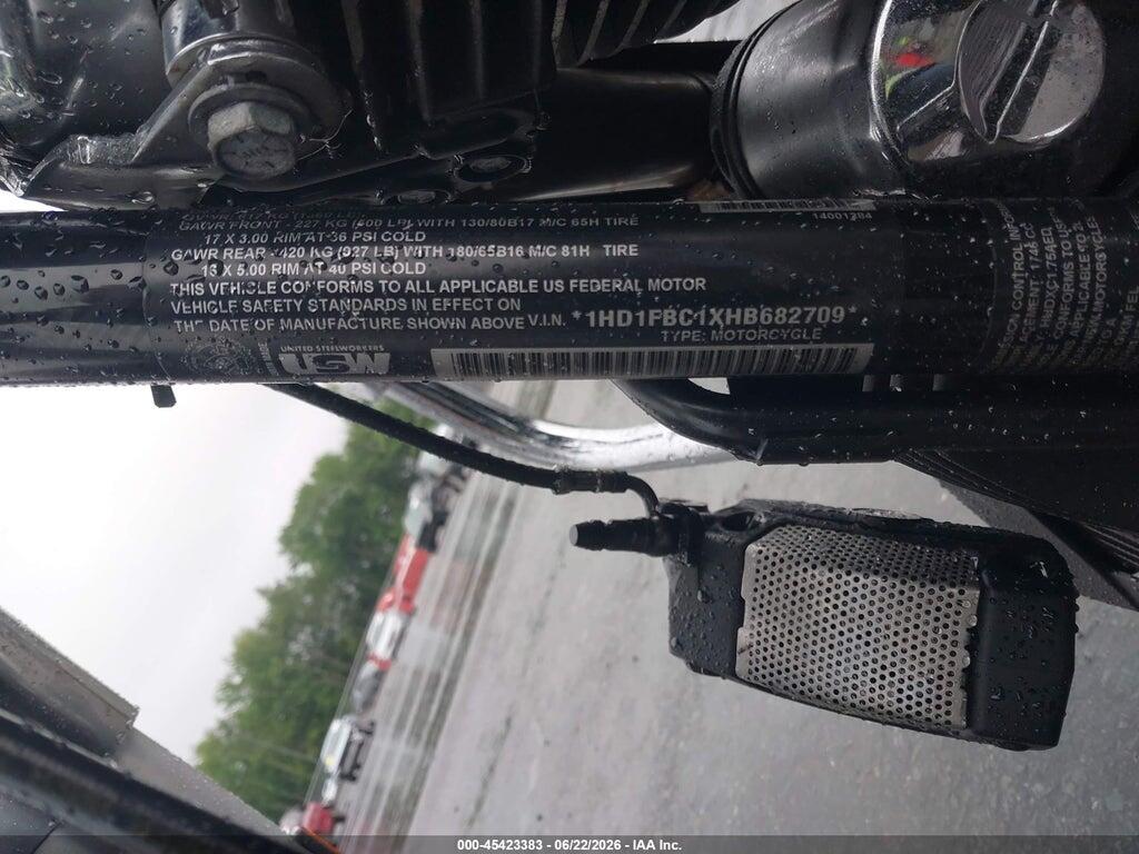1HD1FBC1XHB682709 2017 HARLEY-DAVIDSON FLHR photo no. 10