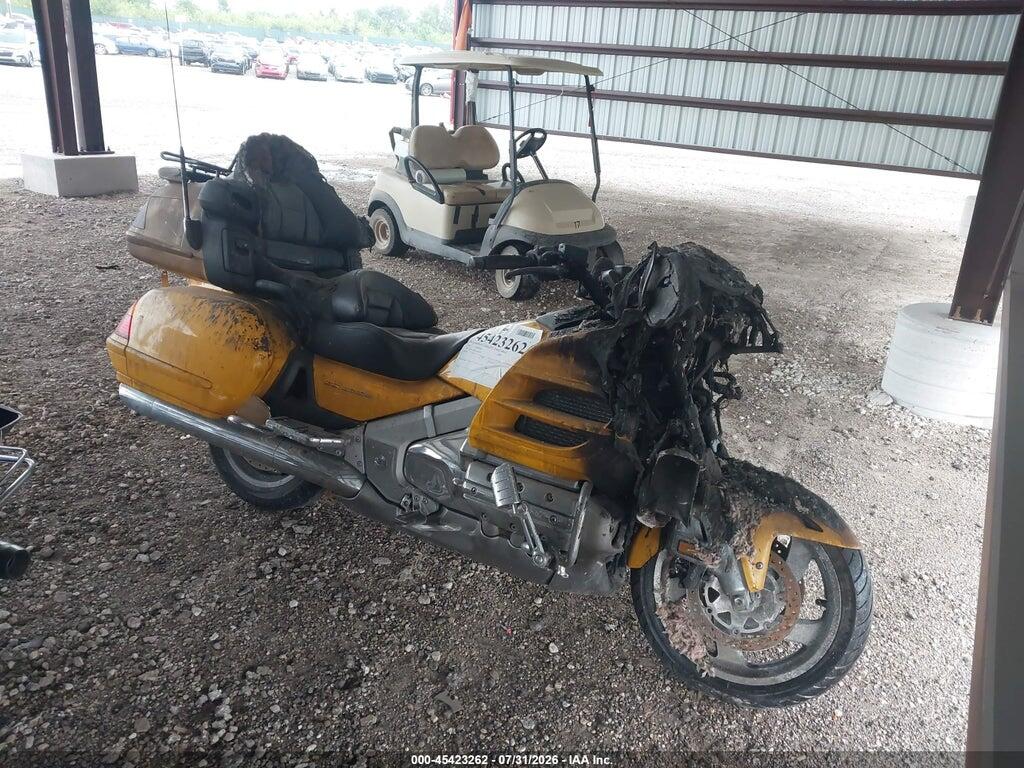 1HFSC47041A002008 2001 HONDA GL1800 photo no. 1