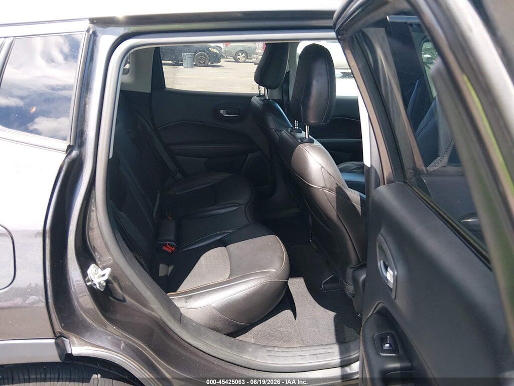 3C4NJDBB8LT215819 2020 JEEP COMPASS photo no. 8