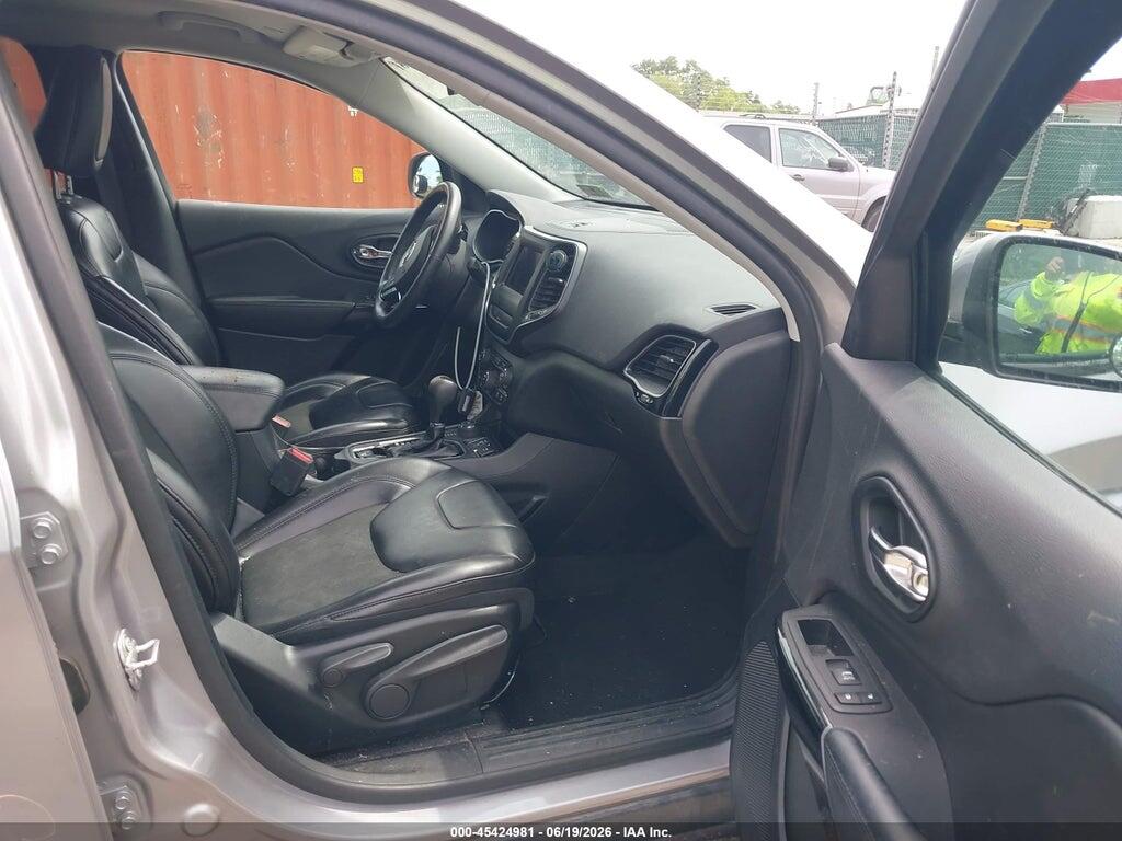1C4PJMLB2KD320240 2019 JEEP CHEROKEE photo no. 5