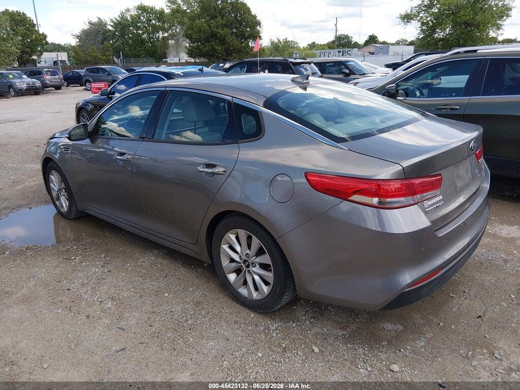 5XXGU4L38GG048581 2016 KIA OPTIMA photo no. 3