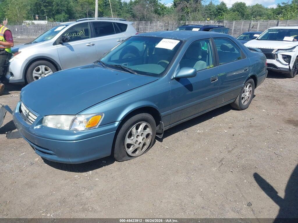 4T1BF22K7YU956495 2000 TOYOTA CAMRY photo no. 2
