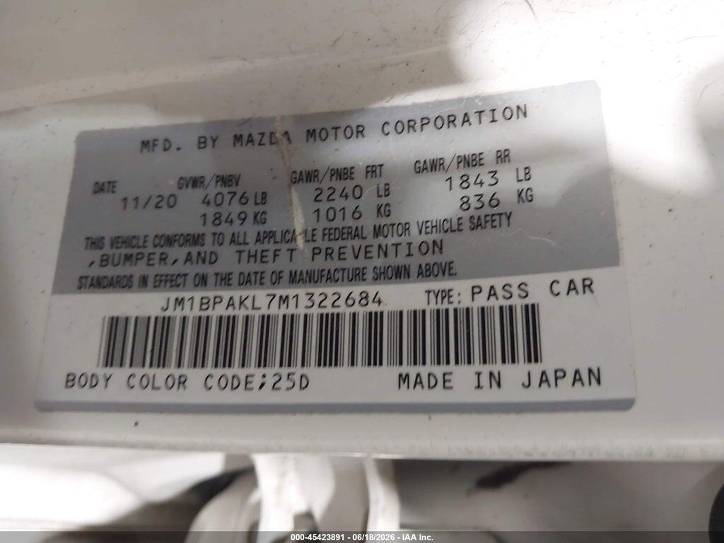 JM1BPAKL7M1322684 2021 MAZDA MAZDA3 photo no. 9
