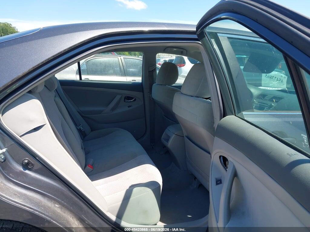 4T1BF3EK0BU637156 2011 TOYOTA CAMRY photo no. 8