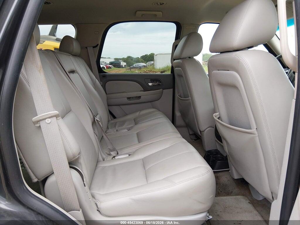 1GNUKBE08AR207160 2010 CHEVROLET TAHOE photo no. 8