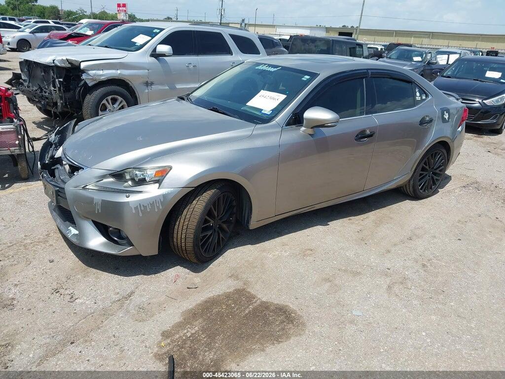 JTHCF1D22E5003990 2014 LEXUS IS 250 photo no. 2