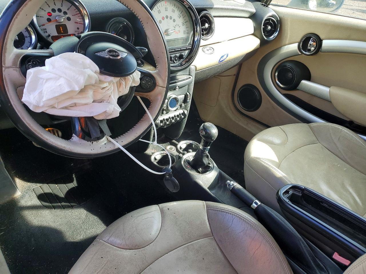 2012 MINI COOPER S — Фото 8 из 12